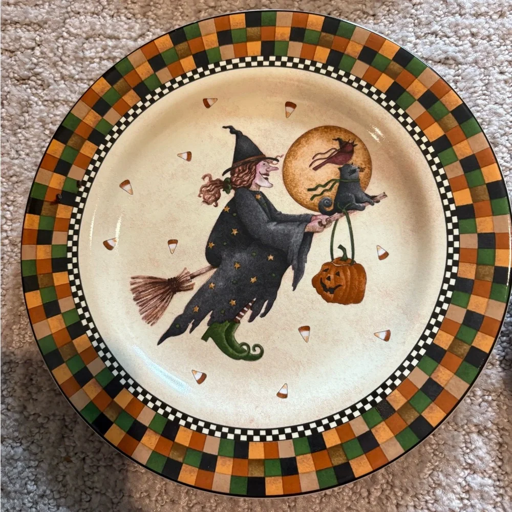 VTG 1998 Sakura Debbie Mumm HALLOWEEN 8 Inch Salad Plates COMPLETE SET OF 4